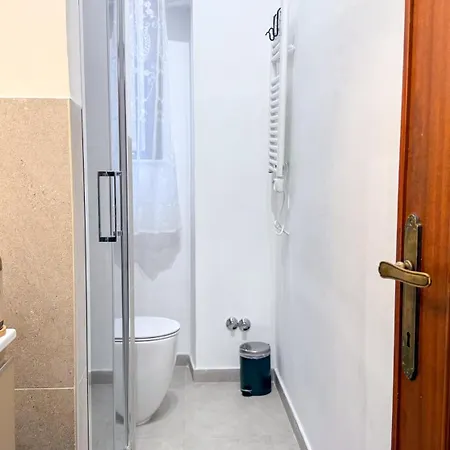 Ampio Moderno A Due Passi Da Trastevere *